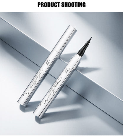 Liquid eyeliner flat‑lay product shot
